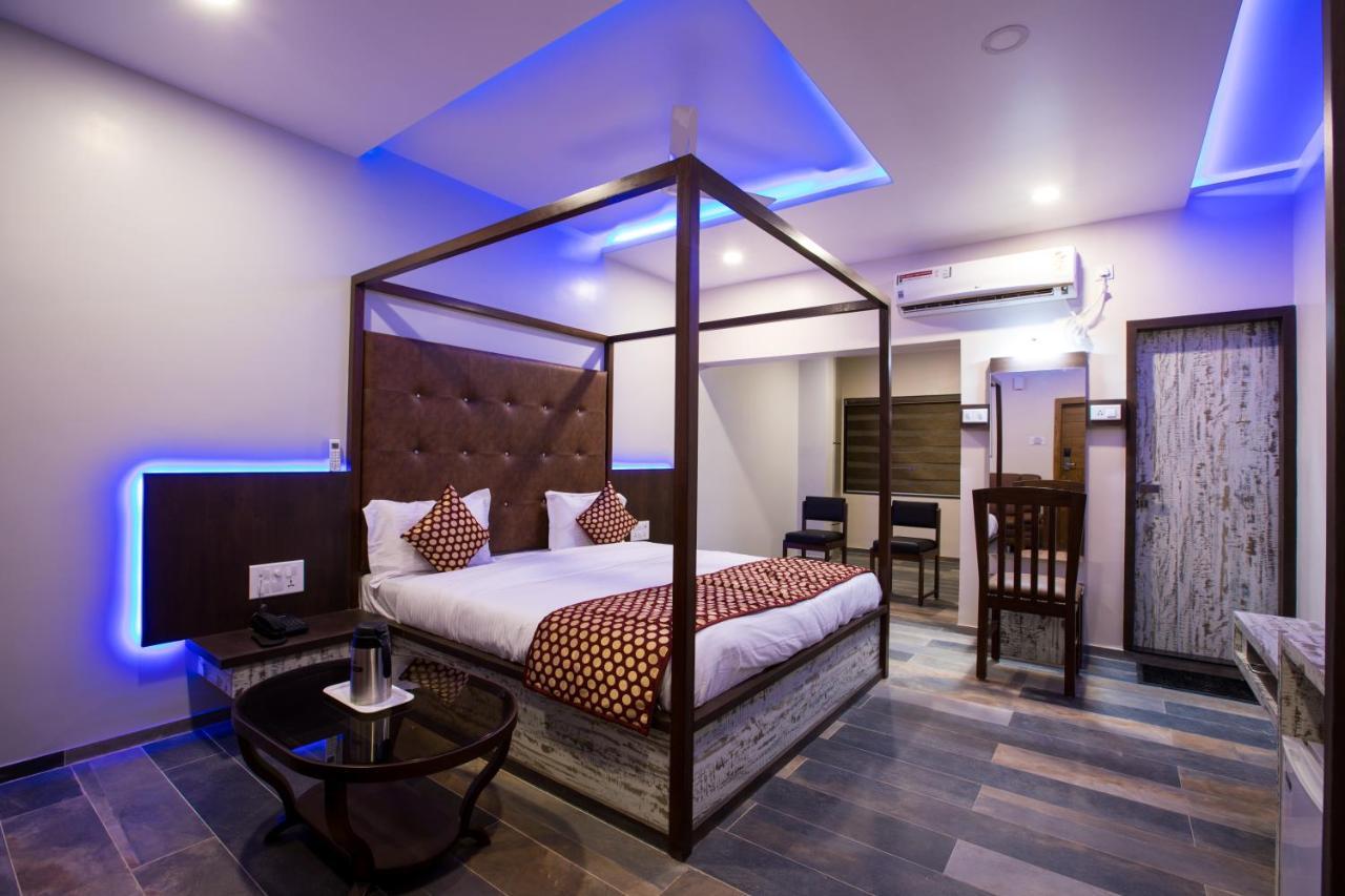 Hotel Balaji Palace 포르반다르 외부 사진